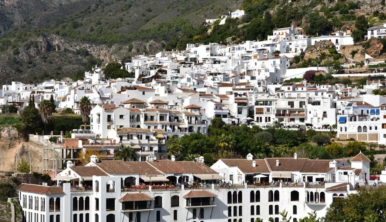 Jibhi & Tirthan Valley Offbeat Escape